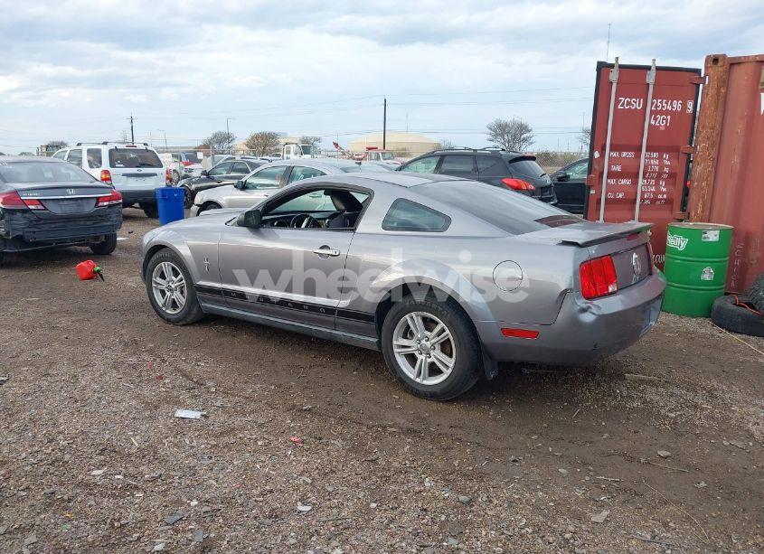 Photo 3 of 2007 Ford Mustang V6 DELUXE/V6 PREMIUM (VIN 1ZVFT80N675288936)