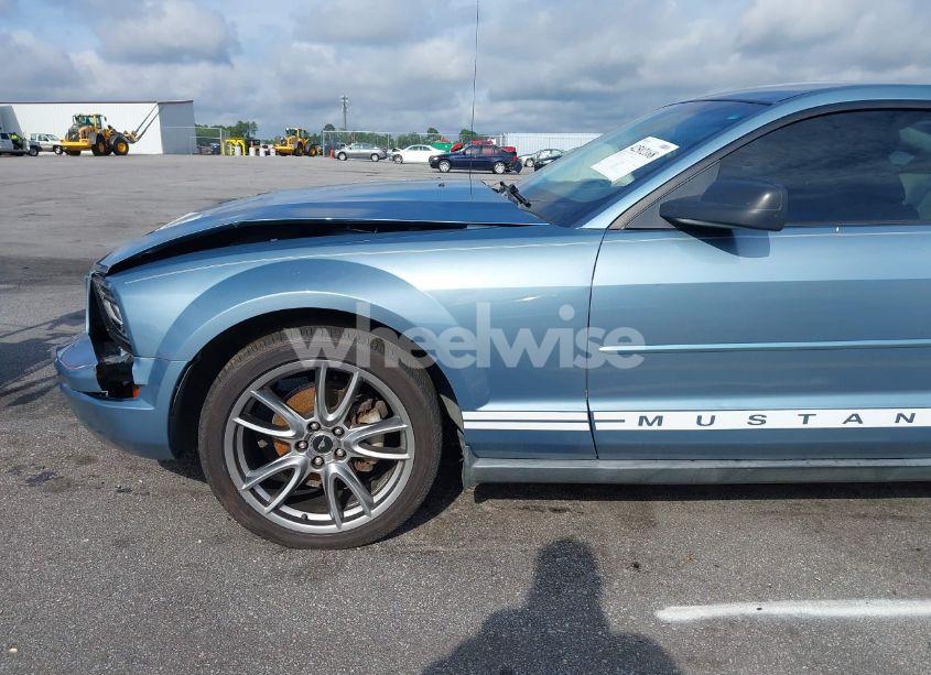 Photo 21 of 2007 Ford Mustang V6 DELUXE/V6 PREMIUM (VIN 1ZVFT80N675294588)