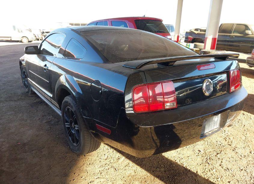 Photo 3 of 2005 Ford Mustang V6 DELUXE/V6 PREMIUM (VIN 1ZVFT80N755115388)