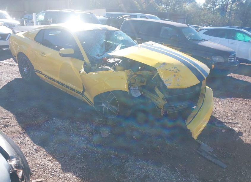 2005 Ford Mustang V6 DELUXE/V6 PREMIUM (VIN 1ZVFT80N755158466) main photo