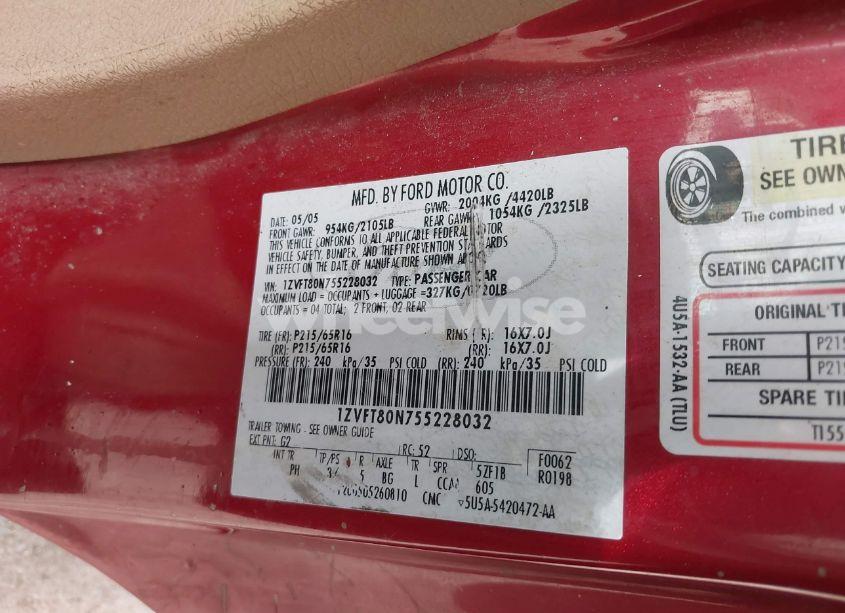 Photo 9 of 2005 Ford Mustang V6 DELUXE/V6 PREMIUM (VIN 1ZVFT80N755228032)