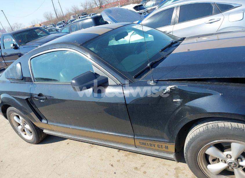 Photo 13 of 2006 Ford Mustang V6 (VIN 1ZVFT80N765126974)