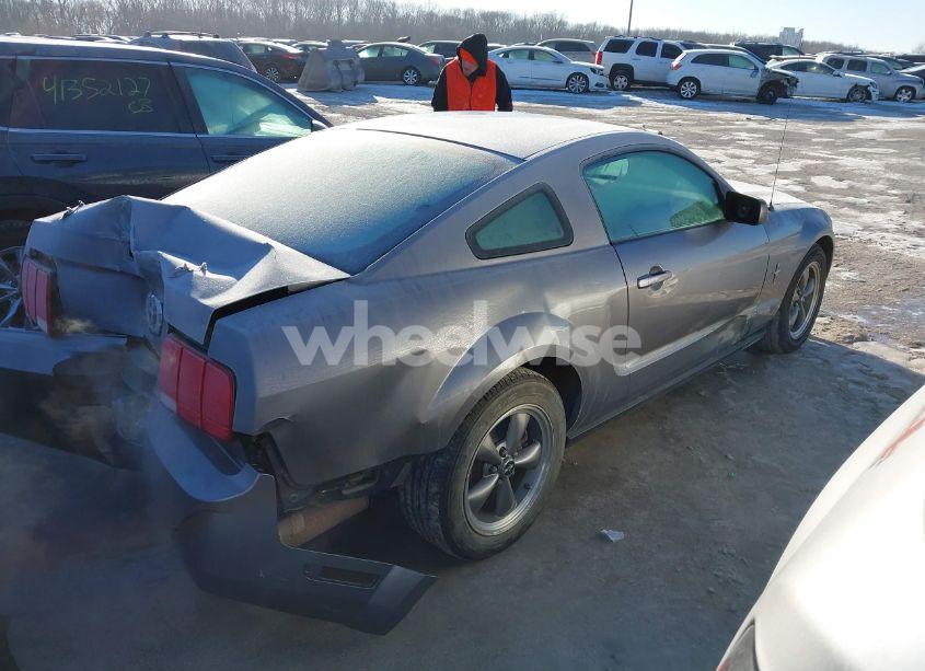 Photo 4 of 2006 Ford Mustang V6 (VIN 1ZVFT80N765233121)