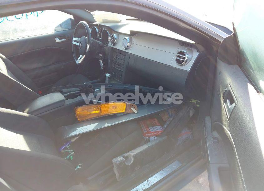 Photo 5 of 2006 Ford Mustang V6 (VIN 1ZVFT80N765233121)