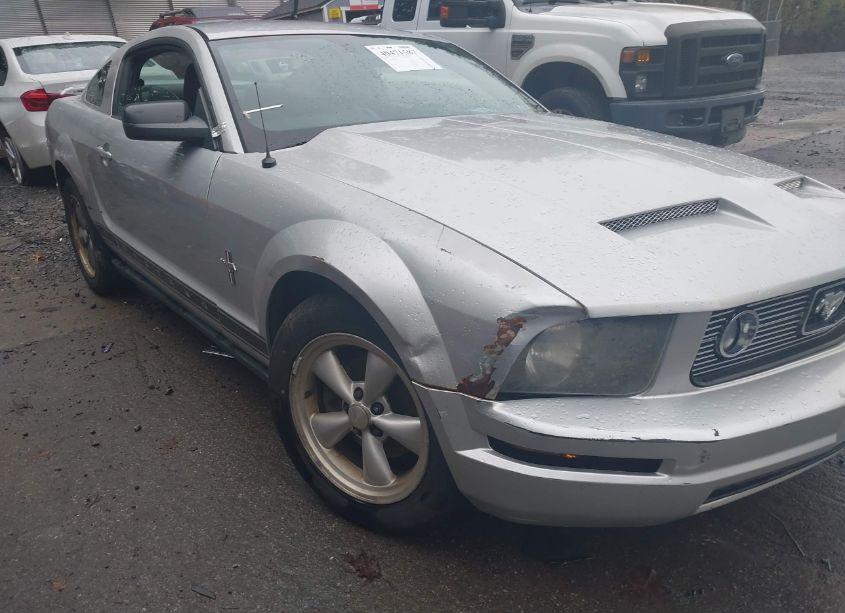 Photo 16 of 2006 Ford Mustang V6 (VIN 1ZVFT80N765242725)