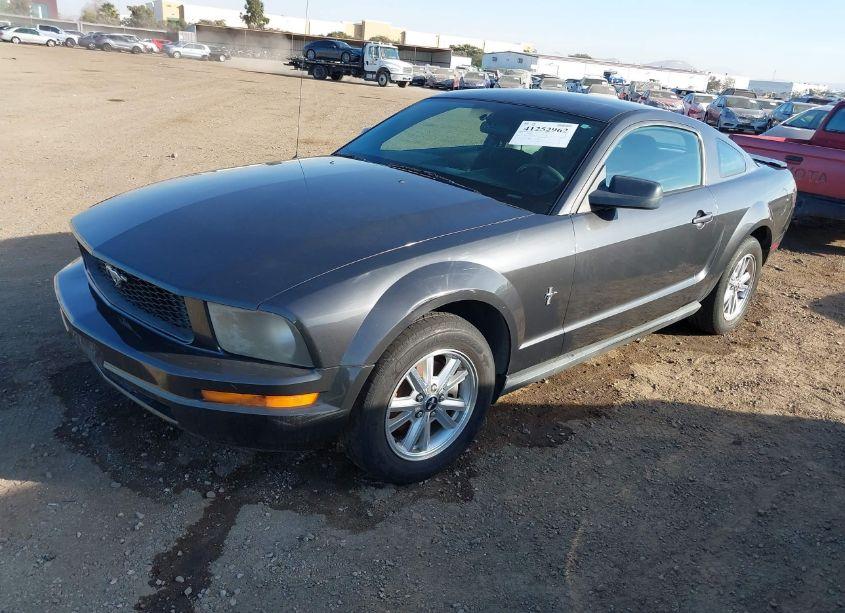 Photo 2 of 2007 Ford Mustang V6 DELUXE/V6 PREMIUM (VIN 1ZVFT80N775247683)