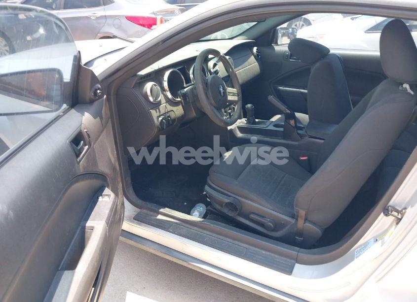 Photo 12 of 2007 Ford Mustang V6 DELUXE/V6 PREMIUM (VIN 1ZVFT80N775248994)