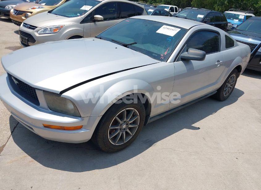 Photo 2 of 2007 Ford Mustang V6 DELUXE/V6 PREMIUM (VIN 1ZVFT80N775248994)