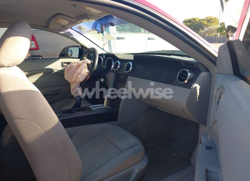 Photo 5 of 2007 Ford Mustang V6 DELUXE/V6 PREMIUM (VIN 1ZVFT80N775296060)