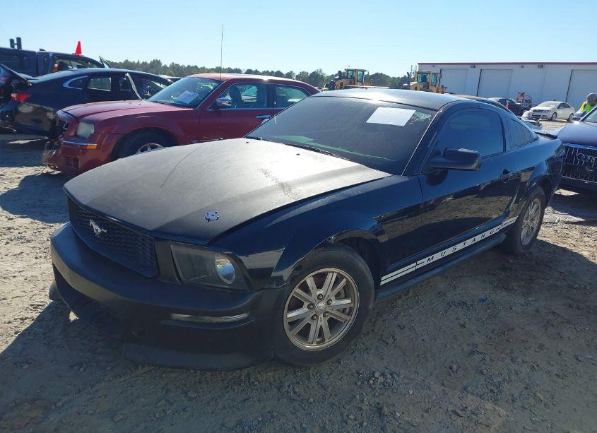 Photo 2 of 2007 Ford Mustang V6 DELUXE/V6 PREMIUM (VIN 1ZVFT80N775310684)