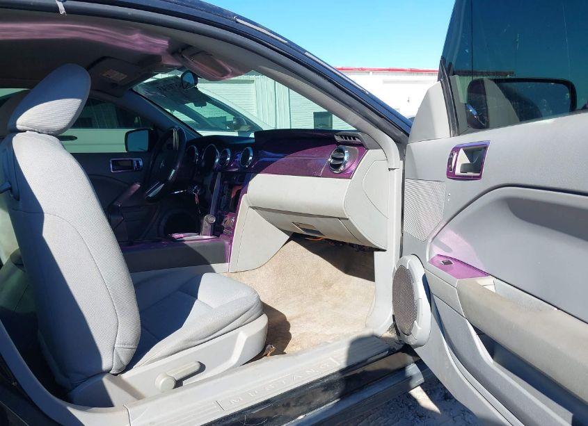 Photo 5 of 2007 Ford Mustang V6 DELUXE/V6 PREMIUM (VIN 1ZVFT80N775310684)