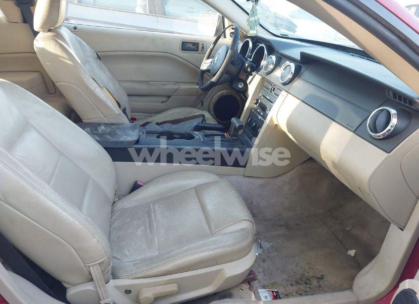 Photo 5 of 2005 Ford Mustang V6 DELUXE/V6 PREMIUM (VIN 1ZVFT80N855132474)