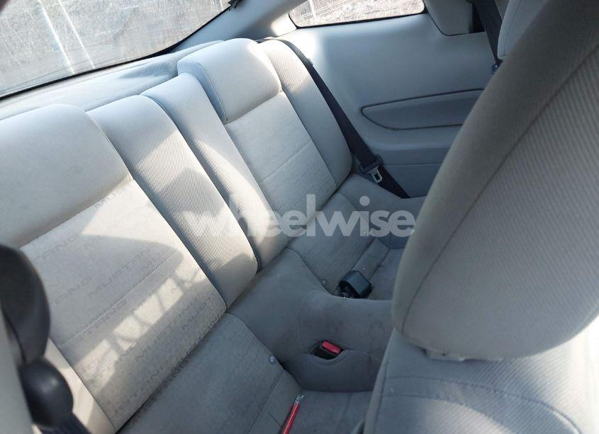 Photo 8 of 2005 Ford Mustang V6 DELUXE/V6 PREMIUM (VIN 1ZVFT80N855137996)