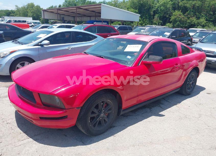 Photo 2 of 2005 Ford Mustang V6 DELUXE/V6 PREMIUM (VIN 1ZVFT80N855144821)