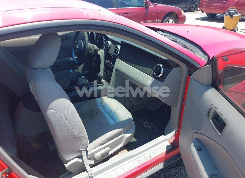 Photo 5 of 2005 Ford Mustang V6 DELUXE/V6 PREMIUM (VIN 1ZVFT80N855144821)