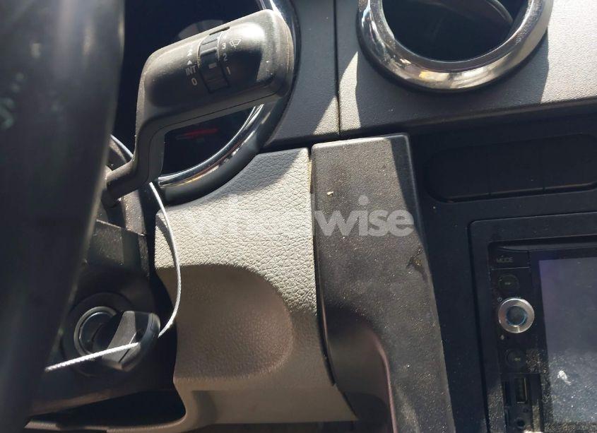 Photo 11 of 2005 Ford Mustang V6 DELUXE/V6 PREMIUM (VIN 1ZVFT80N855148982)