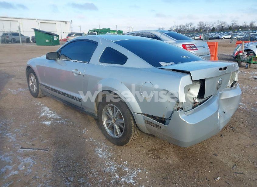 Photo 3 of 2005 Ford Mustang V6 DELUXE/V6 PREMIUM (VIN 1ZVFT80N855149405)