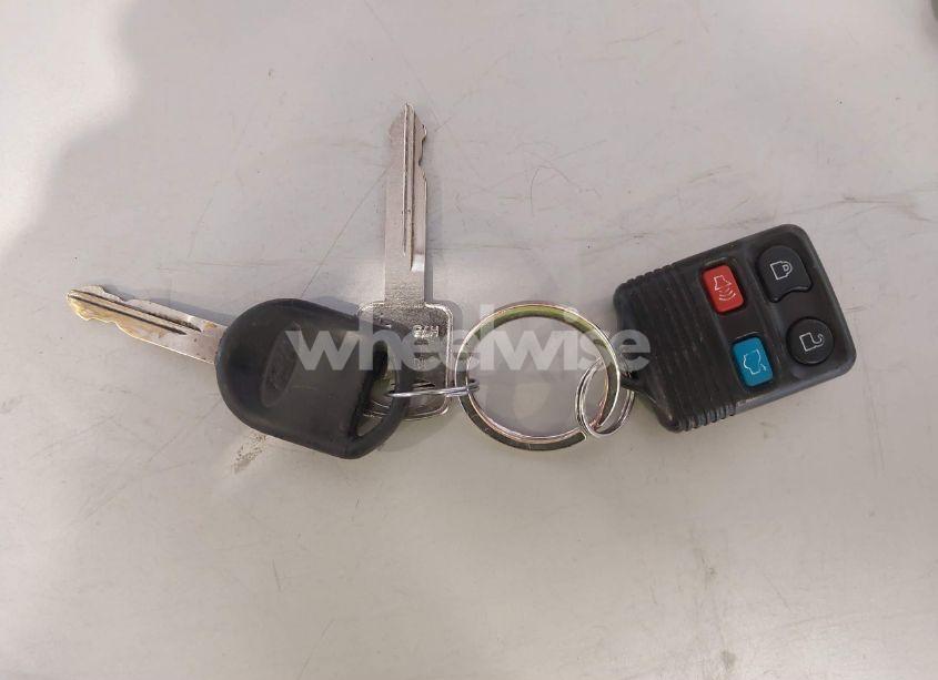 Photo 11 of 2005 Ford Mustang V6 DELUXE/V6 PREMIUM (VIN 1ZVFT80N855168195)