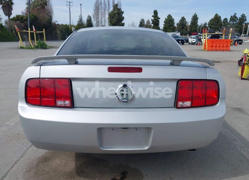 Photo 17 of 2005 Ford Mustang V6 DELUXE/V6 PREMIUM (VIN 1ZVFT80N855189337)