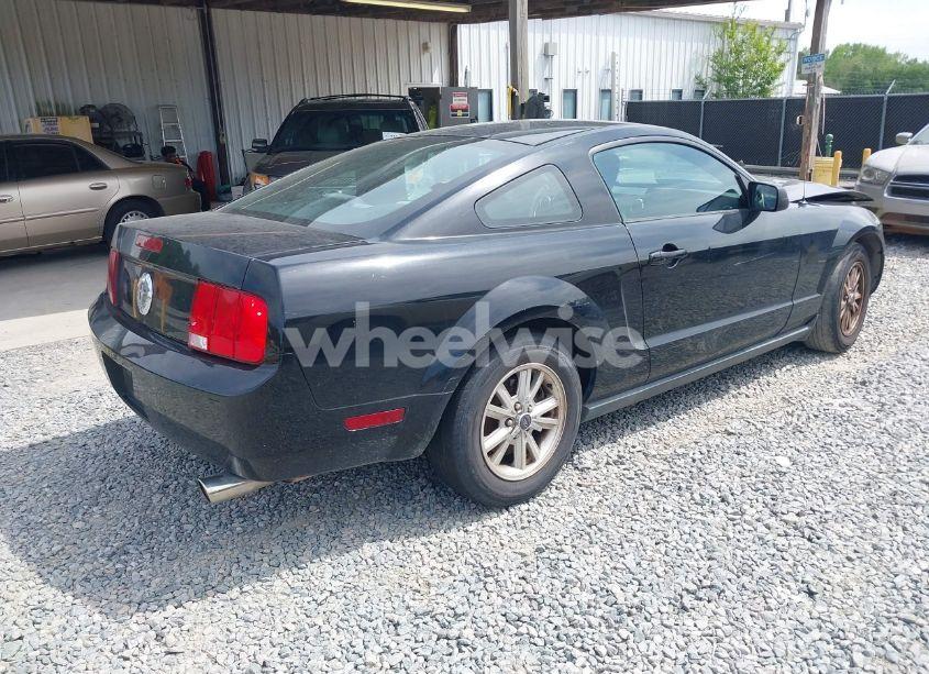 Photo 4 of 2007 Ford Mustang V6 DELUXE/V6 PREMIUM (VIN 1ZVFT80N875226941)