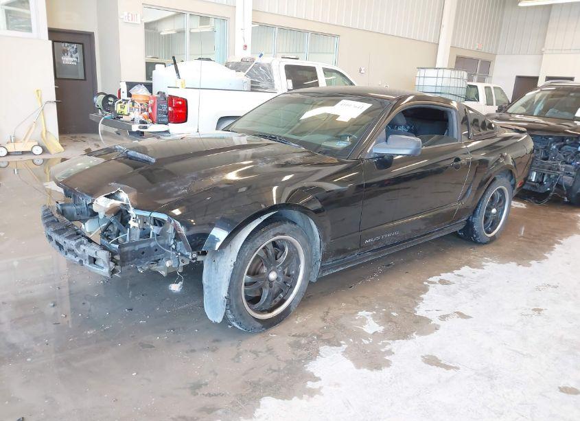Photo 2 of 2007 Ford Mustang V6 DELUXE/V6 PREMIUM (VIN 1ZVFT80N875302268)