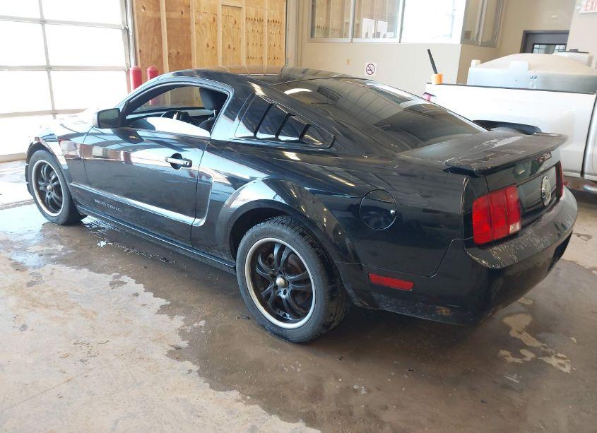 Photo 3 of 2007 Ford Mustang V6 DELUXE/V6 PREMIUM (VIN 1ZVFT80N875302268)