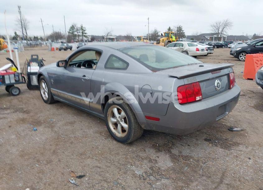 Photo 3 of 2007 Ford Mustang V6 DELUXE/V6 PREMIUM (VIN 1ZVFT80N875349929)