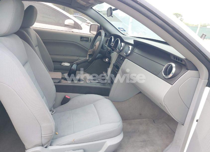 Photo 5 of 2007 Ford Mustang V6 DELUXE/V6 PREMIUM (VIN 1ZVFT80N875359456)