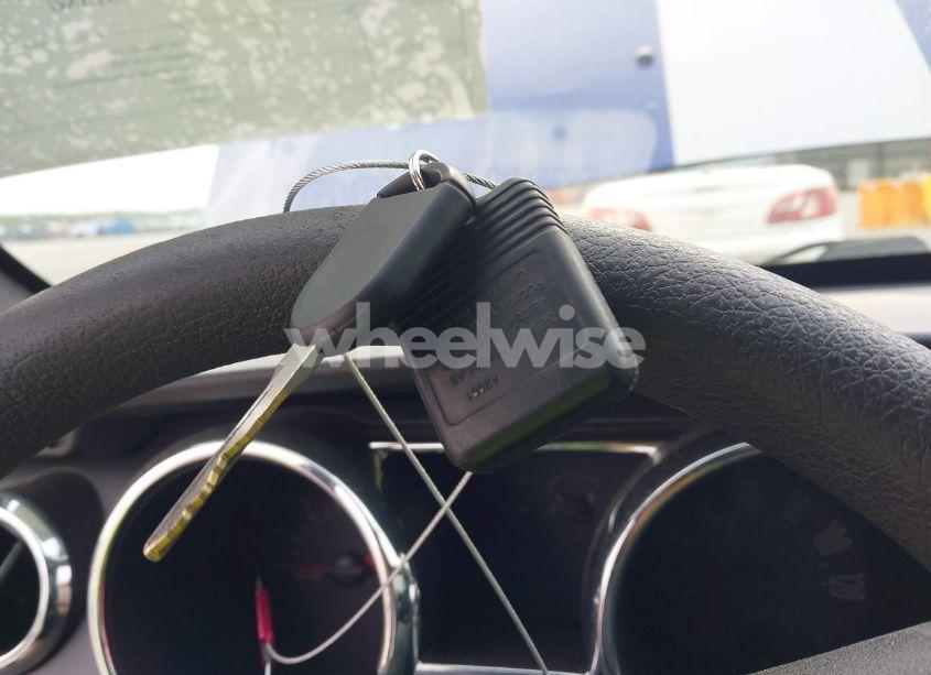 Photo 11 of 2005 Ford Mustang V6 DELUXE/V6 PREMIUM (VIN 1ZVFT80N955103890)