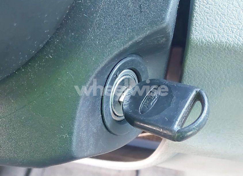 Photo 11 of 2005 Ford Mustang V6 DELUXE/V6 PREMIUM (VIN 1ZVFT80N955169470)