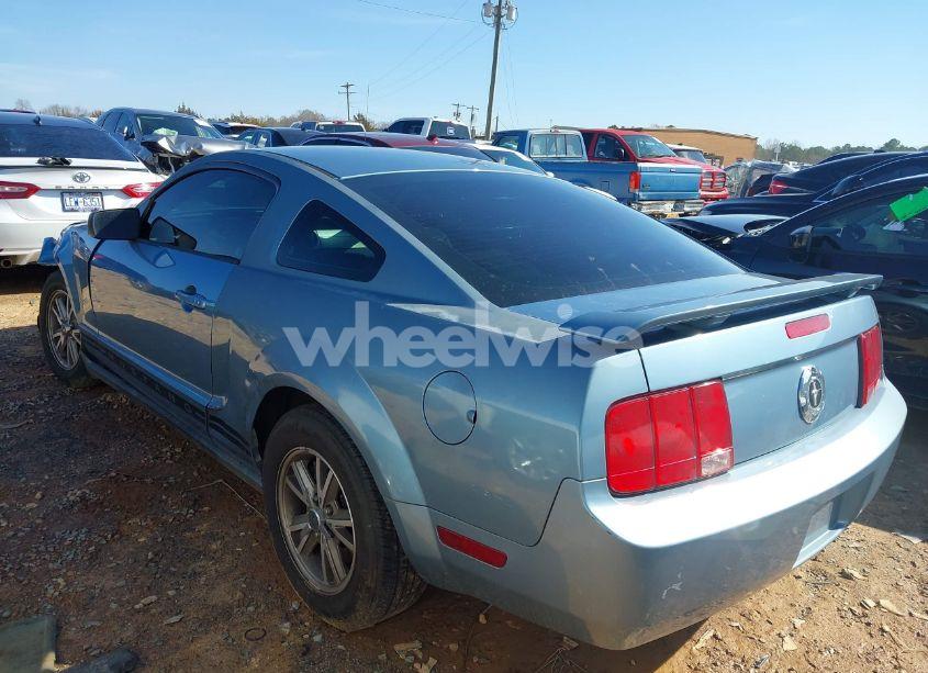 Photo 3 of 2005 Ford Mustang V6 DELUXE/V6 PREMIUM (VIN 1ZVFT80N955169470)