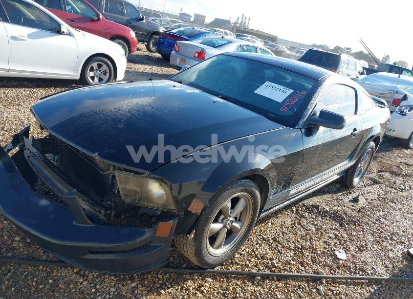 Photo 2 of 2006 Ford Mustang V6 (VIN 1ZVFT80N965245562)