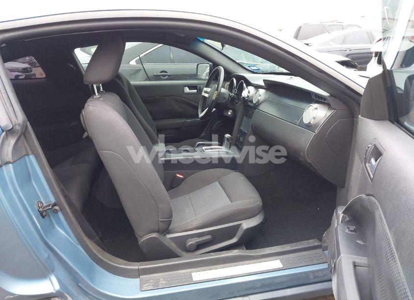 Photo 5 of 2007 Ford Mustang V6 DELUXE/V6 PREMIUM (VIN 1ZVFT80N975231968)