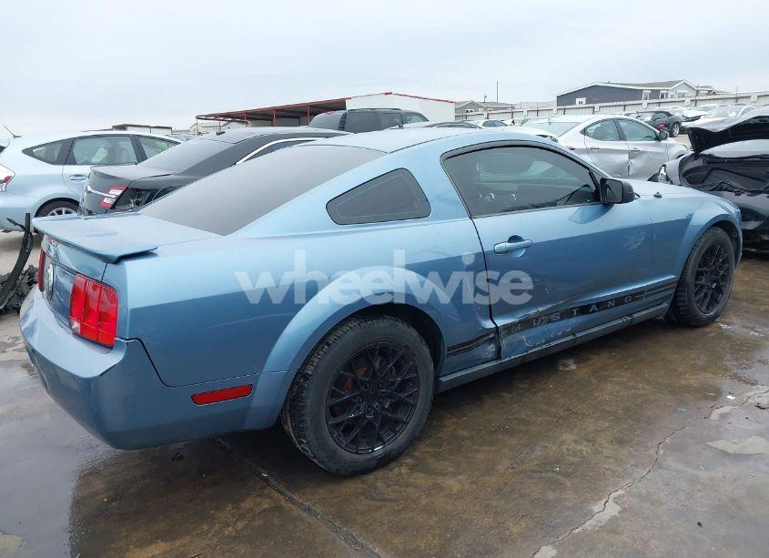 Photo 6 of 2007 Ford Mustang V6 DELUXE/V6 PREMIUM (VIN 1ZVFT80N975231968)