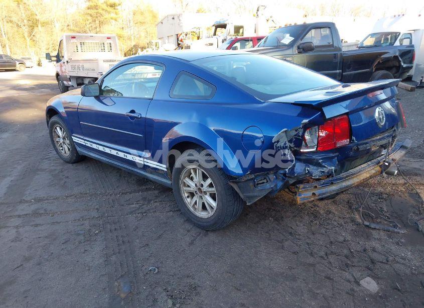 Photo 3 of 2007 Ford Mustang V6 DELUXE/V6 PREMIUM (VIN 1ZVFT80N975312713)