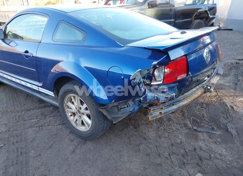 Photo 6 of 2007 Ford Mustang V6 DELUXE/V6 PREMIUM (VIN 1ZVFT80N975312713)