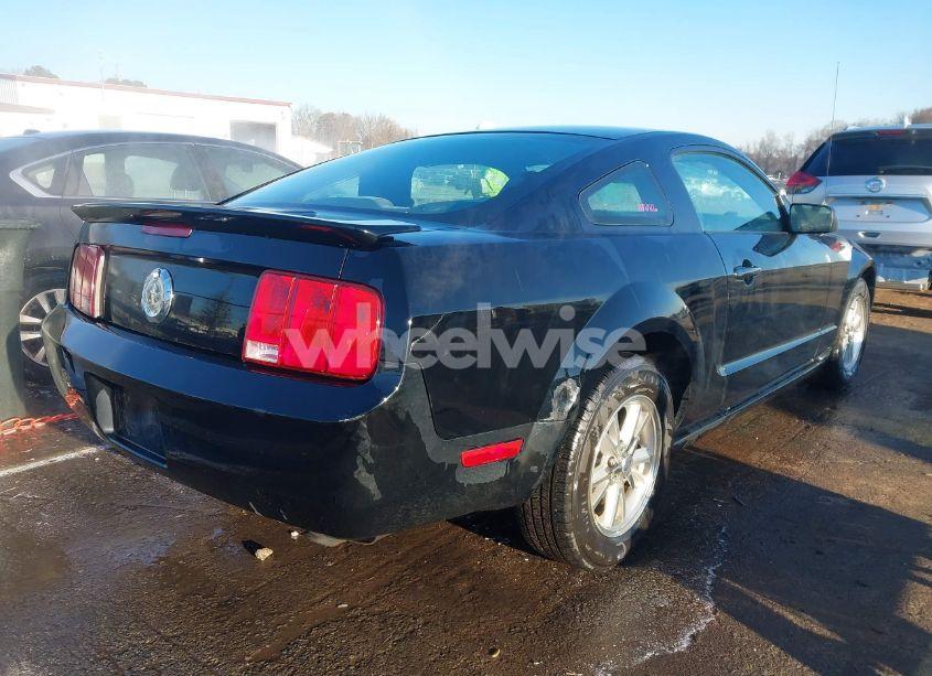 Photo 4 of 2007 Ford Mustang V6 DELUXE/V6 PREMIUM (VIN 1ZVFT80N975370093)