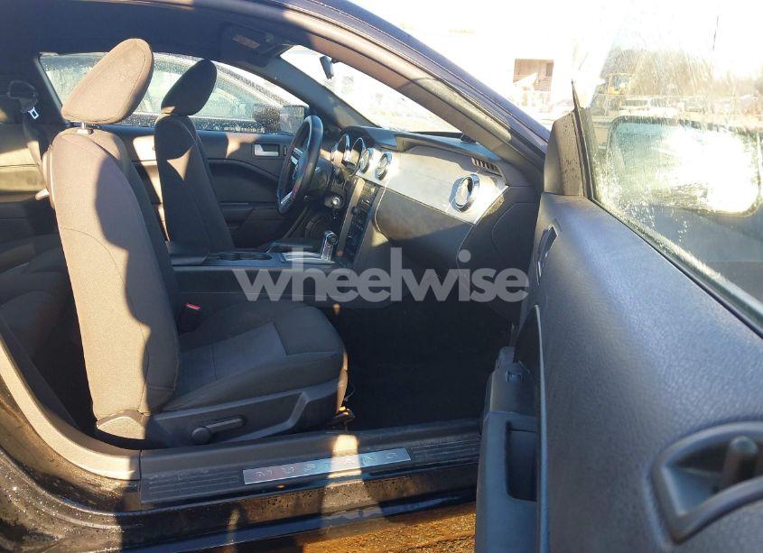 Photo 5 of 2007 Ford Mustang V6 DELUXE/V6 PREMIUM (VIN 1ZVFT80N975370093)