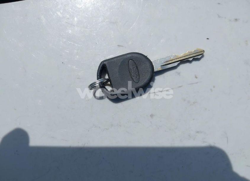 Photo 11 of 2005 Ford Mustang V6 DELUXE/V6 PREMIUM (VIN 1ZVFT80NX55110332)