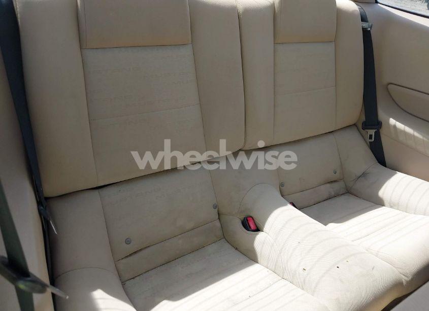 Photo 8 of 2005 Ford Mustang V6 DELUXE/V6 PREMIUM (VIN 1ZVFT80NX55110332)