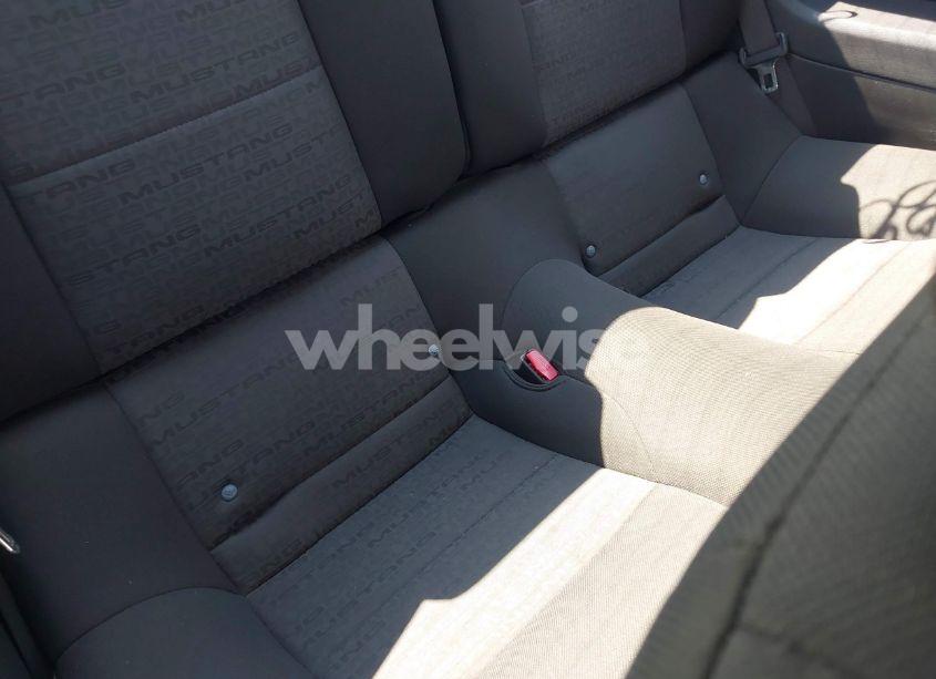 Photo 8 of 2006 Ford Mustang V6 (VIN 1ZVFT80NX65122031)