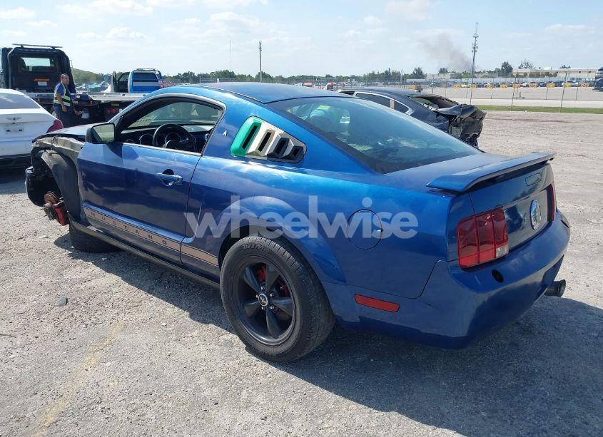 Photo 3 of 2006 Ford Mustang V6 (VIN 1ZVFT80NX65129626)