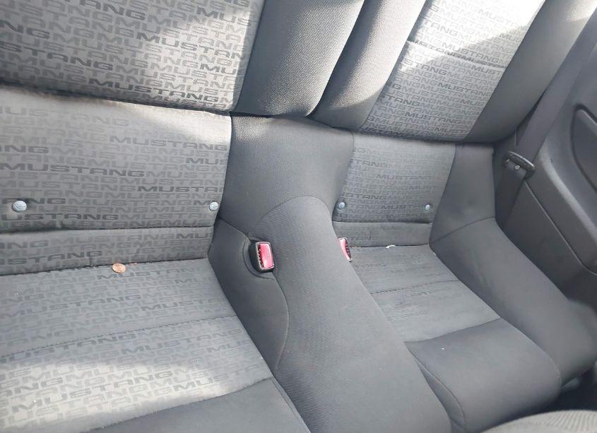 Photo 8 of 2006 Ford Mustang V6 (VIN 1ZVFT80NX65215406)