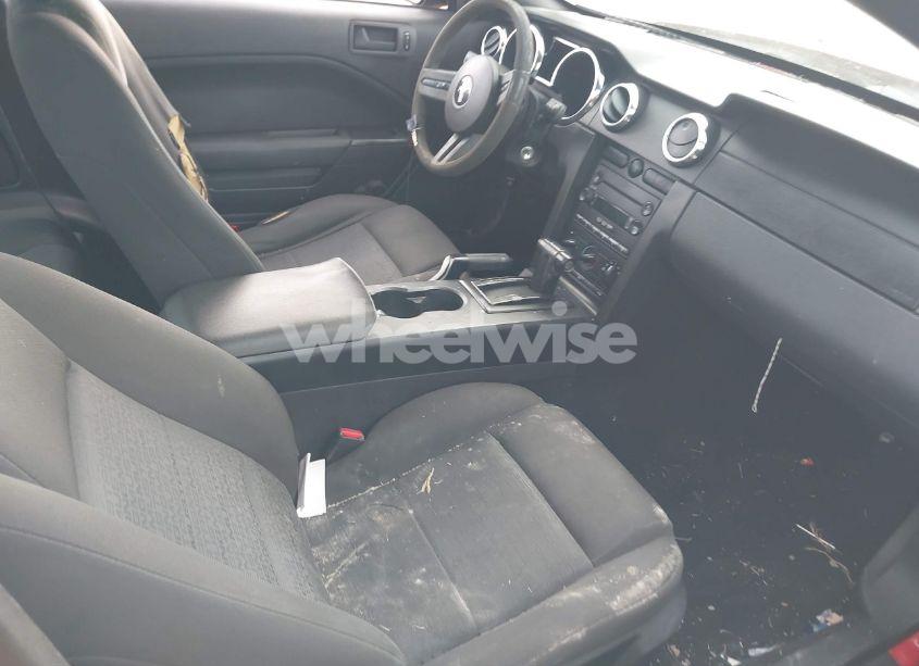 Photo 5 of 2006 Ford Mustang V6 (VIN 1ZVFT80NX65240676)