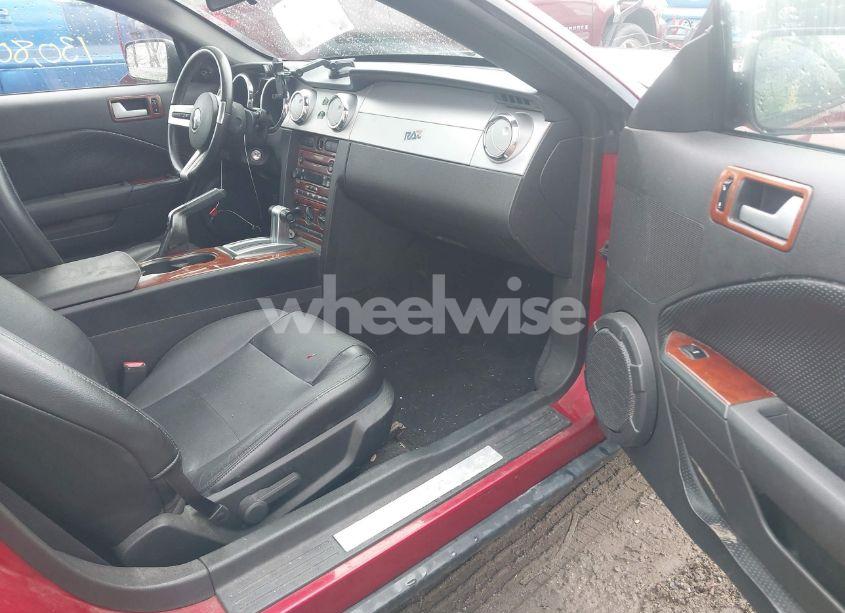 Photo 5 of 2006 Ford Mustang V6 (VIN 1ZVFT80NX65265819)