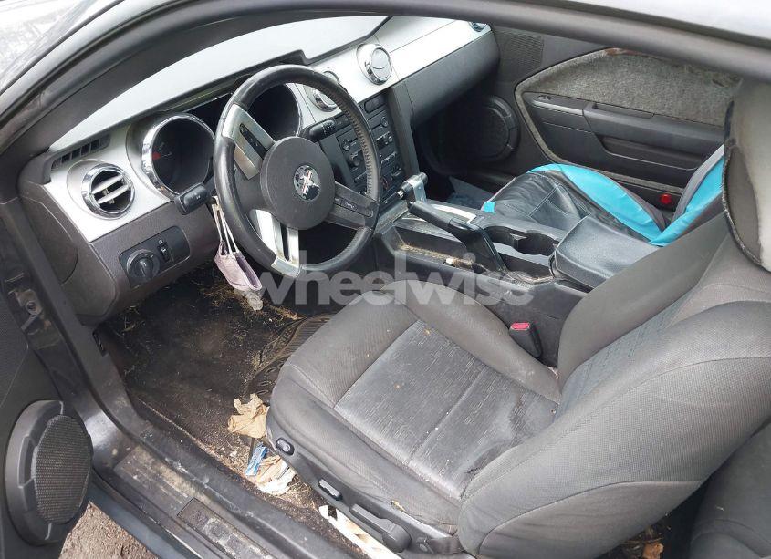 Photo 5 of 2007 Ford Mustang V6 DELUXE/V6 PREMIUM (VIN 1ZVFT80NX75253963)