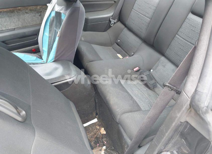 Photo 8 of 2007 Ford Mustang V6 DELUXE/V6 PREMIUM (VIN 1ZVFT80NX75253963)