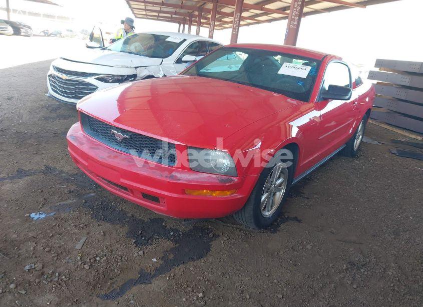Photo 2 of 2007 Ford Mustang V6 DELUXE/V6 PREMIUM (VIN 1ZVFT80NX75354713)