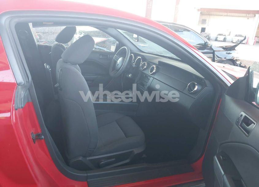 Photo 5 of 2007 Ford Mustang V6 DELUXE/V6 PREMIUM (VIN 1ZVFT80NX75354713)