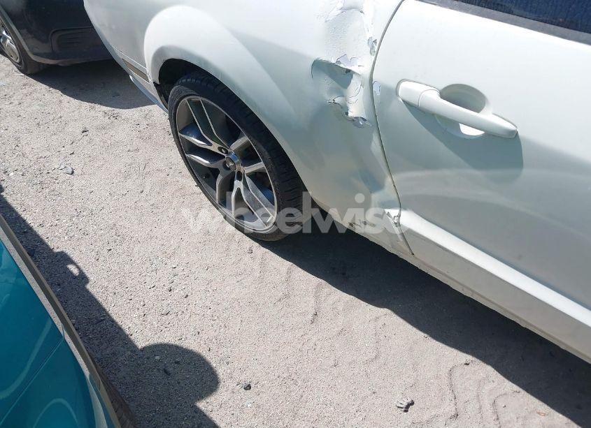 Photo 18 of 2005 Ford Mustang GT DELUXE/GT PREMIUM (VIN 1ZVFT82H055210222)